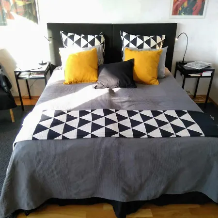 Stylish Studio In The City Center With Great Views Lägenhet